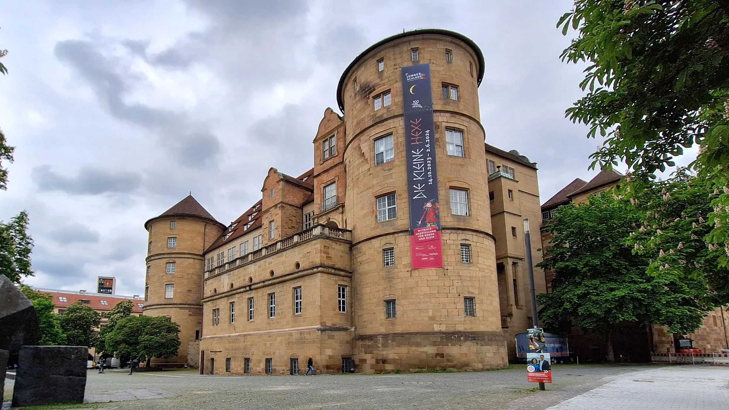 Altes Schloss in Stuttgart — einer der beiden Ausstellungsorte des Tages.