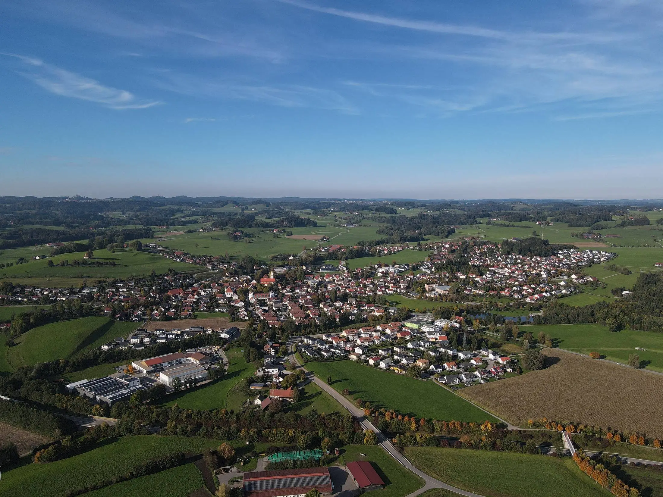 Amtzell aus der Luft — Standort der Reibeisenmühle und der Voglerschen Hammerschmiede.